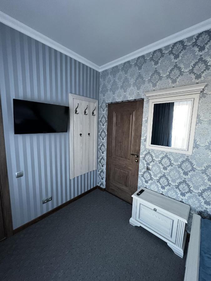 Zolotoy Fazan Hotel Mîkolaiiv Exterior foto